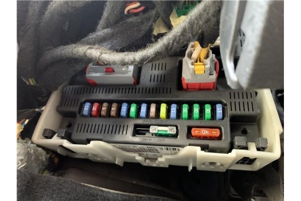 Recambio de bsi para peugeot 207 1.6 hdi referencia OEM IAM 6580NJ  