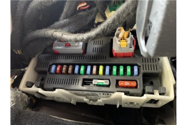 Recambio de bsi para peugeot 207 1.6 hdi referencia OEM IAM 6580NJ  