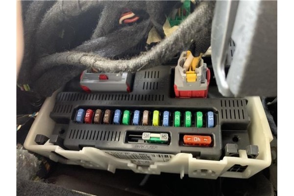 Recambio de bsi para peugeot 207 1.6 hdi referencia OEM IAM 6580NJ  