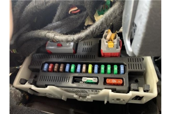 Recambio de bsi para peugeot 207 1.6 hdi referencia OEM IAM 6580NJ  