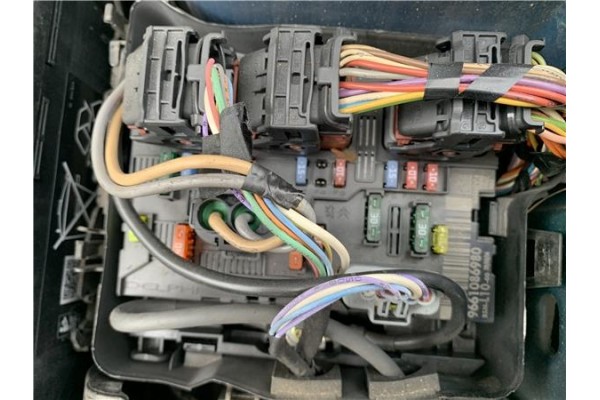 Recambio de bsm para peugeot 207 1.6 hdi referencia OEM IAM 9661086980 BSML1000 