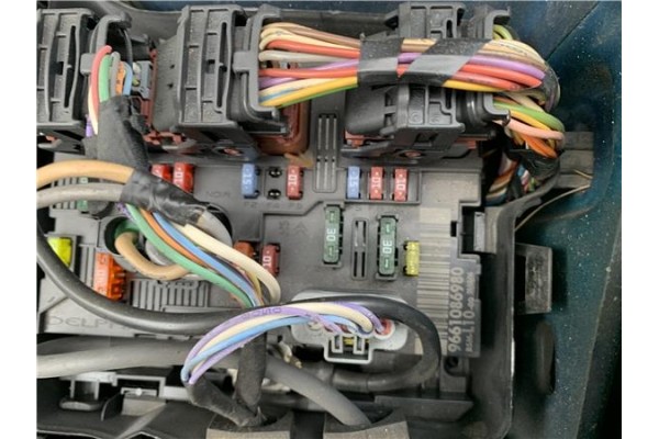 Recambio de bsm para peugeot 207 1.6 hdi referencia OEM IAM 9661086980 BSML1000 