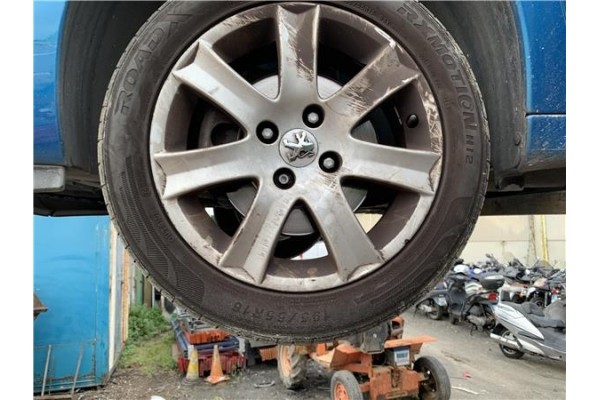 Recambio de llanta para peugeot 207 1.6 hdi referencia OEM IAM 5402P0  