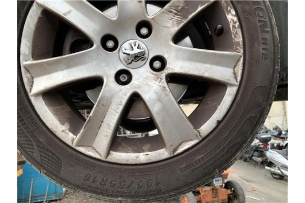 Recambio de llanta para peugeot 207 1.6 hdi referencia OEM IAM 5402P0  