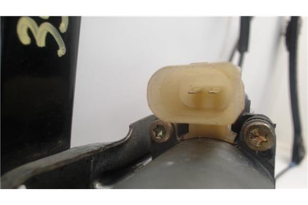 Recambio de mecanismo elevalunas delantero izquierdo para bmw serie 3 coupe (e46) referencia OEM IAM 676283620640  