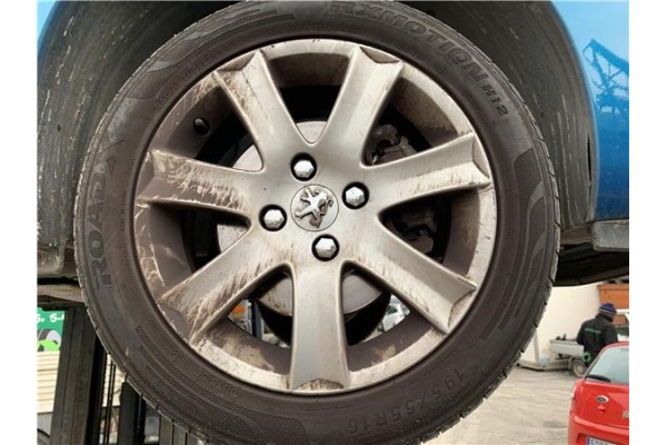 Recambio de llanta para peugeot 207 1.6 hdi referencia OEM IAM 5402P0  