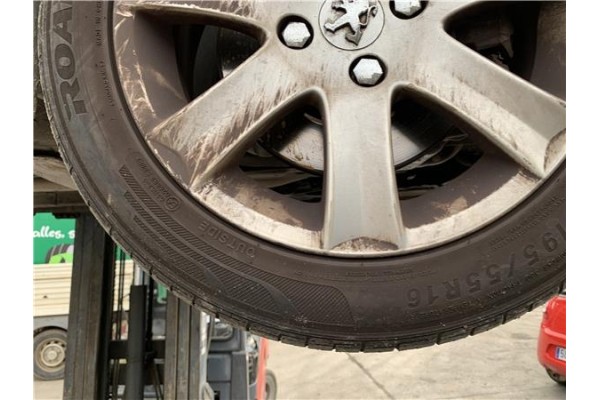 Recambio de llanta para peugeot 207 1.6 hdi referencia OEM IAM 5402P0  
