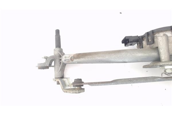 Recambio de motor limpiaparabrisas delantero para peugeot 207 1.6 hdi referencia OEM IAM 039024154012V058  