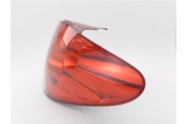 Recambio de piloto trasero derecho para peugeot 207 1.6 hdi referencia OEM IAM 6351Y7  