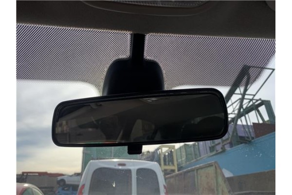 Recambio de retrovisor interior para peugeot 207 1.6 hdi referencia OEM IAM 814842  