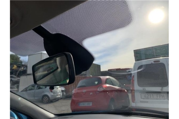 Recambio de retrovisor interior para peugeot 207 1.6 hdi referencia OEM IAM 814842  