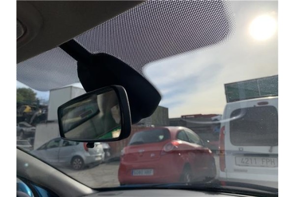 Recambio de retrovisor interior para peugeot 207 1.6 hdi referencia OEM IAM 814842  
