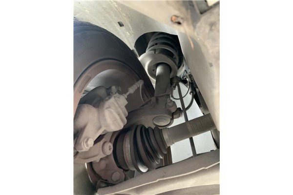 Recambio de amortiguador delantero derecho para peugeot 207 1.6 hdi referencia OEM IAM 5202WF  