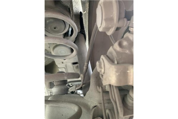 Recambio de amortiguador trasero derecho para peugeot 207 1.6 hdi referencia OEM IAM 5206FF  