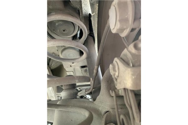 Recambio de amortiguador trasero derecho para peugeot 207 1.6 hdi referencia OEM IAM 5206FF  