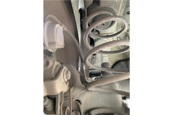 Recambio de amortiguador trasero izquierdo para peugeot 207 1.6 hdi referencia OEM IAM 5206FF  