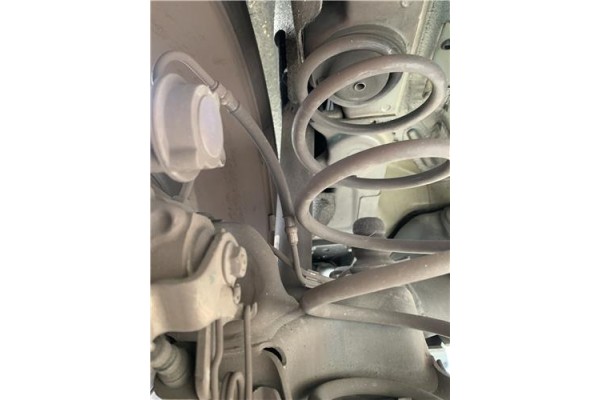 Recambio de amortiguador trasero izquierdo para peugeot 207 1.6 hdi referencia OEM IAM 5206FF  
