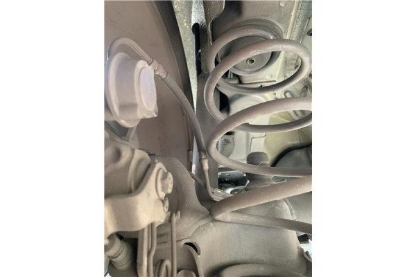 Recambio de amortiguador trasero izquierdo para peugeot 207 1.6 hdi referencia OEM IAM 5206FF  