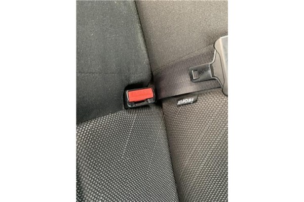 Recambio de anclaje cinturon trasero izquierdo para peugeot 207 1.6 hdi referencia OEM IAM 8974SZ  