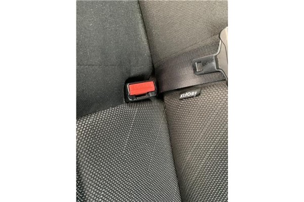 Recambio de anclaje cinturon trasero izquierdo para peugeot 207 1.6 hdi referencia OEM IAM 8974SZ  