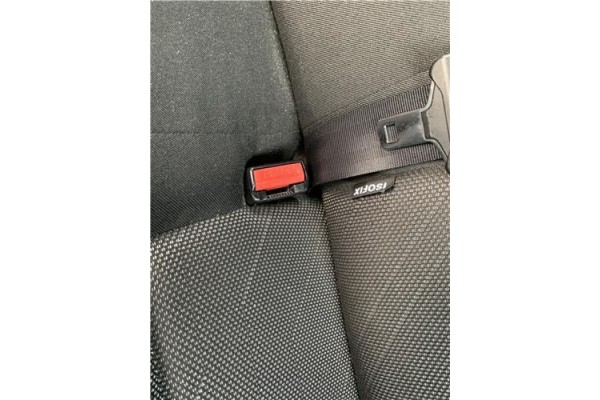 Recambio de anclaje cinturon trasero izquierdo para peugeot 207 1.6 hdi referencia OEM IAM 8974SZ  