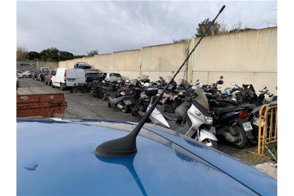 Recambio de antena electrica para peugeot 207 1.6 hdi referencia OEM IAM 6561GW 6561TS 