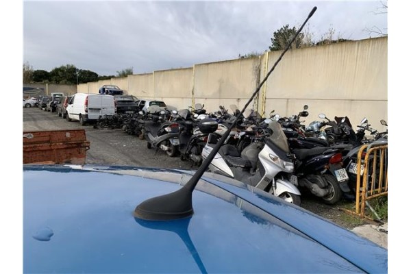 Recambio de antena electrica para peugeot 207 1.6 hdi referencia OEM IAM 6561GW 6561TS 