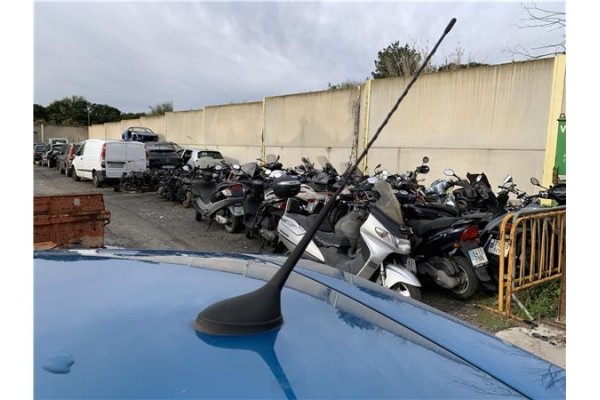 Recambio de antena electrica para peugeot 207 1.6 hdi referencia OEM IAM 6561GW 6561TS 