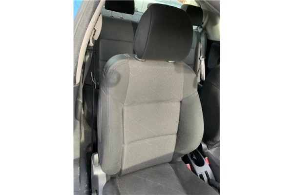 Recambio de asiento delantero derecho para peugeot 207 1.6 hdi referencia OEM IAM 8906GH  