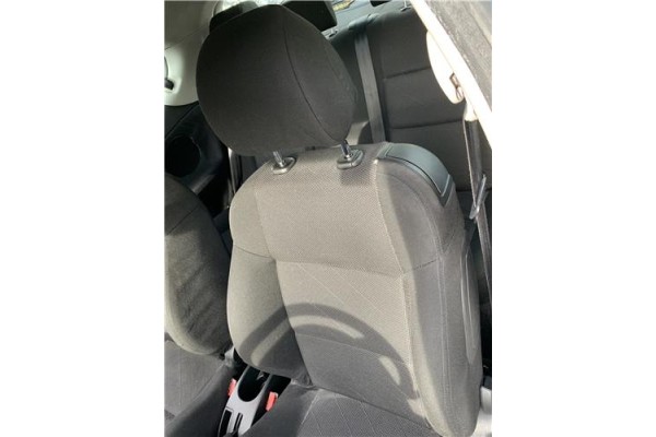 Recambio de asiento delantero izquierdo para peugeot 207 1.6 hdi referencia OEM IAM 8906GG  