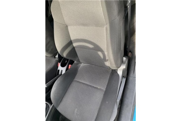 Recambio de asiento delantero izquierdo para peugeot 207 1.6 hdi referencia OEM IAM 8906GG  