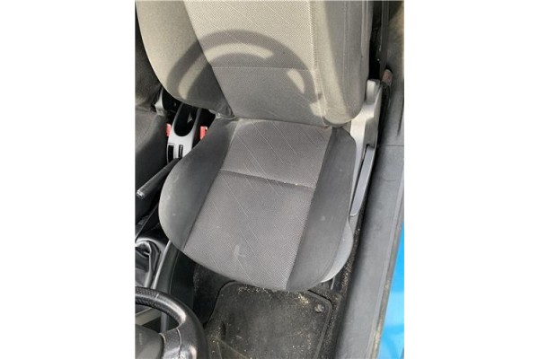Recambio de asiento delantero izquierdo para peugeot 207 1.6 hdi referencia OEM IAM 8906GG  