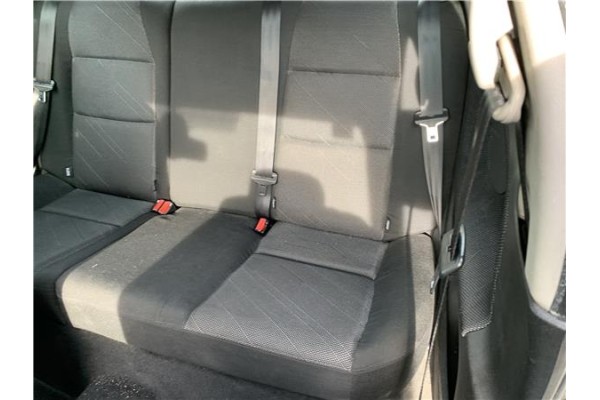 Recambio de asientos traseros para peugeot 207 1.6 hdi referencia OEM IAM 8852K2 8852K3 