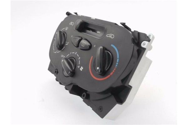 Recambio de mandos calefaccion / a.a. para peugeot 206 1.9 d referencia OEM IAM 1068701  