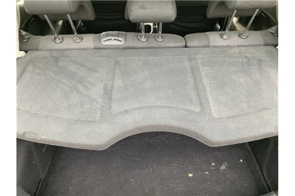 Recambio de bandeja trasero para peugeot 207 1.6 hdi referencia OEM IAM 8794RX  