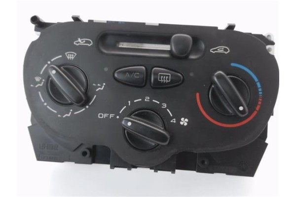 Recambio de mandos calefaccion / a.a. para peugeot 206 1.9 d referencia OEM IAM 1068701  