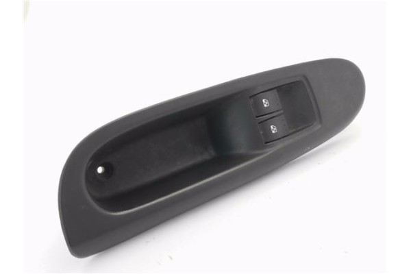 Recambio de mando elevalunas delantero izquierdo para renault clio ii fase ii (b/cb0) 1.2 campus referencia OEM IAM 82000840030 