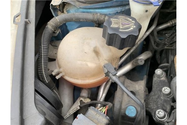 Recambio de botella expansion para peugeot 207 1.6 hdi referencia OEM IAM 9680153780 16183P12 