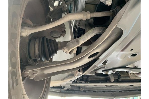 Recambio de brazo suspension delantero izquierdo para peugeot 207 1.6 hdi referencia OEM IAM 3520R7  