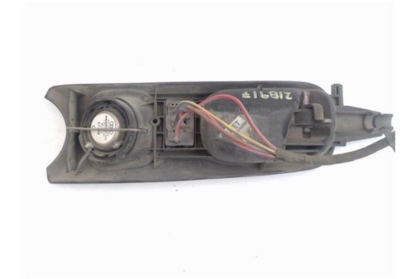 Recambio de manilla int. puerta delantero izquierda para audi a4 avant (b5) 1.9 tdi quattro referencia OEM IAM 8D0837019  