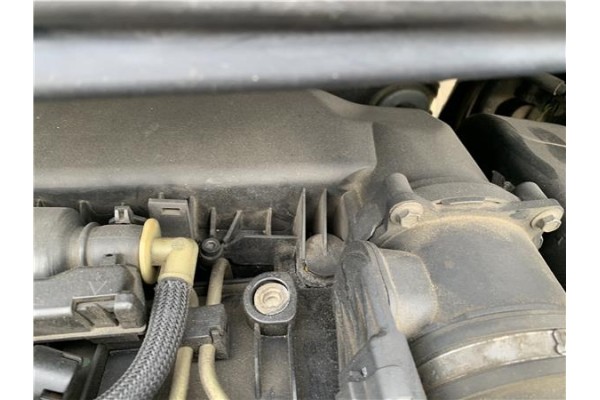 Recambio de carcasa filtro aire para peugeot 207 1.6 hdi referencia OEM IAM 1420R7  