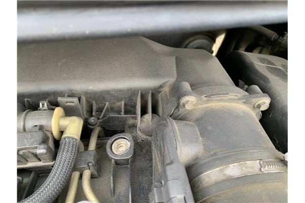 Recambio de carcasa filtro aire para peugeot 207 1.6 hdi referencia OEM IAM 1420R7  