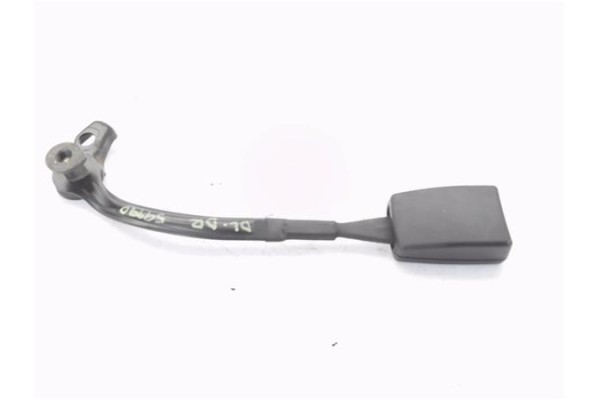 Recambio de anclaje cinturon delantero derecho para volkswagen passat variant (3b6) 1.9 básico referencia OEM IAM 3B0858472J  