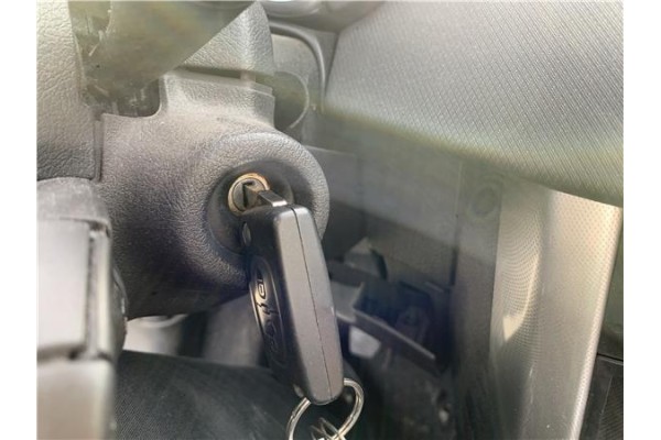 Recambio de clausor para peugeot 207 1.6 hdi referencia OEM IAM 4162KF 4162XT 