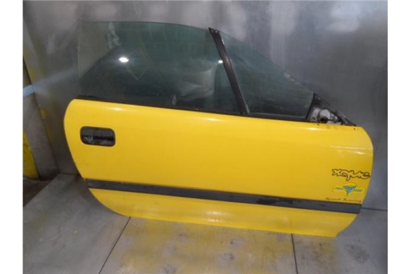 Recambio de puerta delantero derecha para opel calibra 2.0 turbo referencia OEM IAM 90421870  