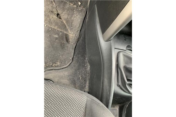 Recambio de consola para peugeot 207 1.6 hdi referencia OEM IAM 7589EV 7589EZ 