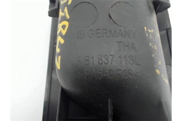 Recambio de manilla int. puerta delantero izquierda para volkswagen golf iv berlina (1j1) 1.9 tdi referencia OEM IAM 3B1837113  