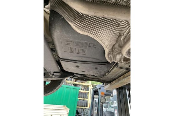 Recambio de deposito combustible para peugeot 207 1.6 hdi referencia OEM IAM 9649504880 9680130680 