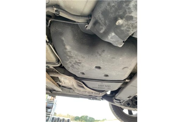 Recambio de deposito combustible para peugeot 207 1.6 hdi referencia OEM IAM 9649504880 9680130680 