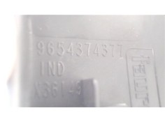 Recambio de embellecedor columna direccion para peugeot 207 1.6 hdi referencia OEM IAM 9654374377  